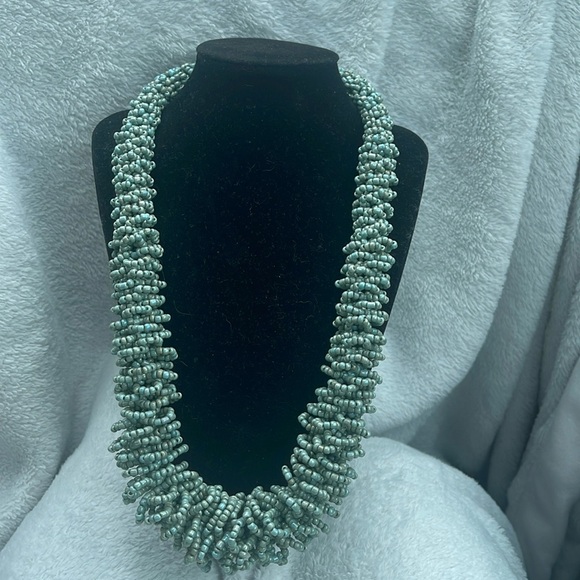 Elegant turquoise green blue Beaded Necklace nwot - Picture 1 of 5